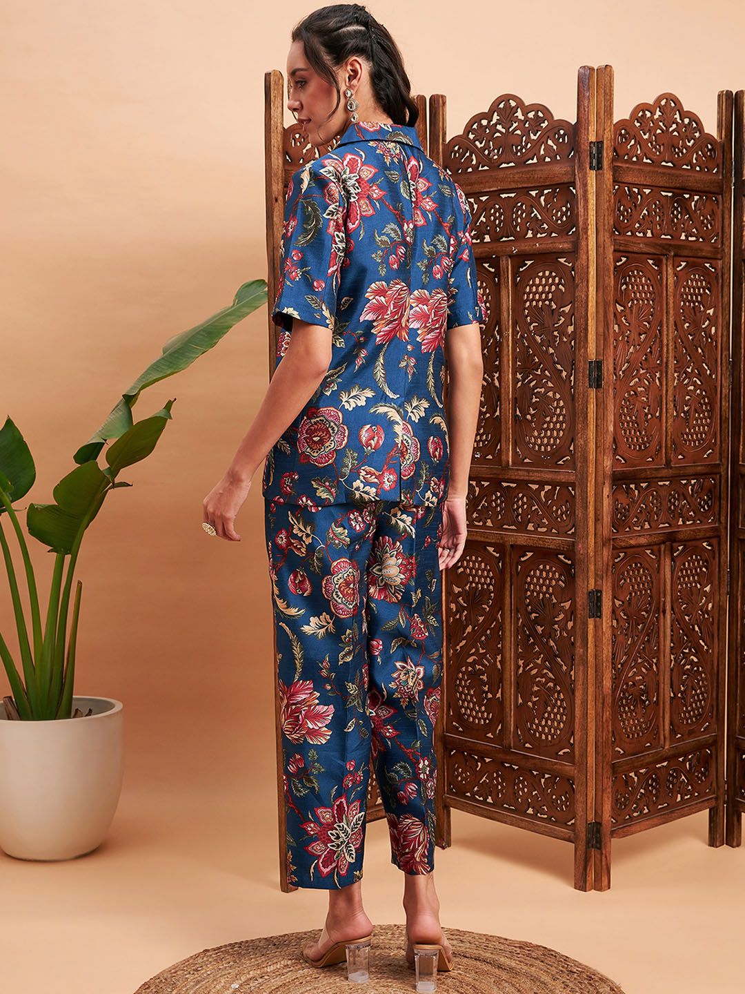 Shae by SASSAFRAS Floral Printed Blazer & Pant Co-Ord Set
