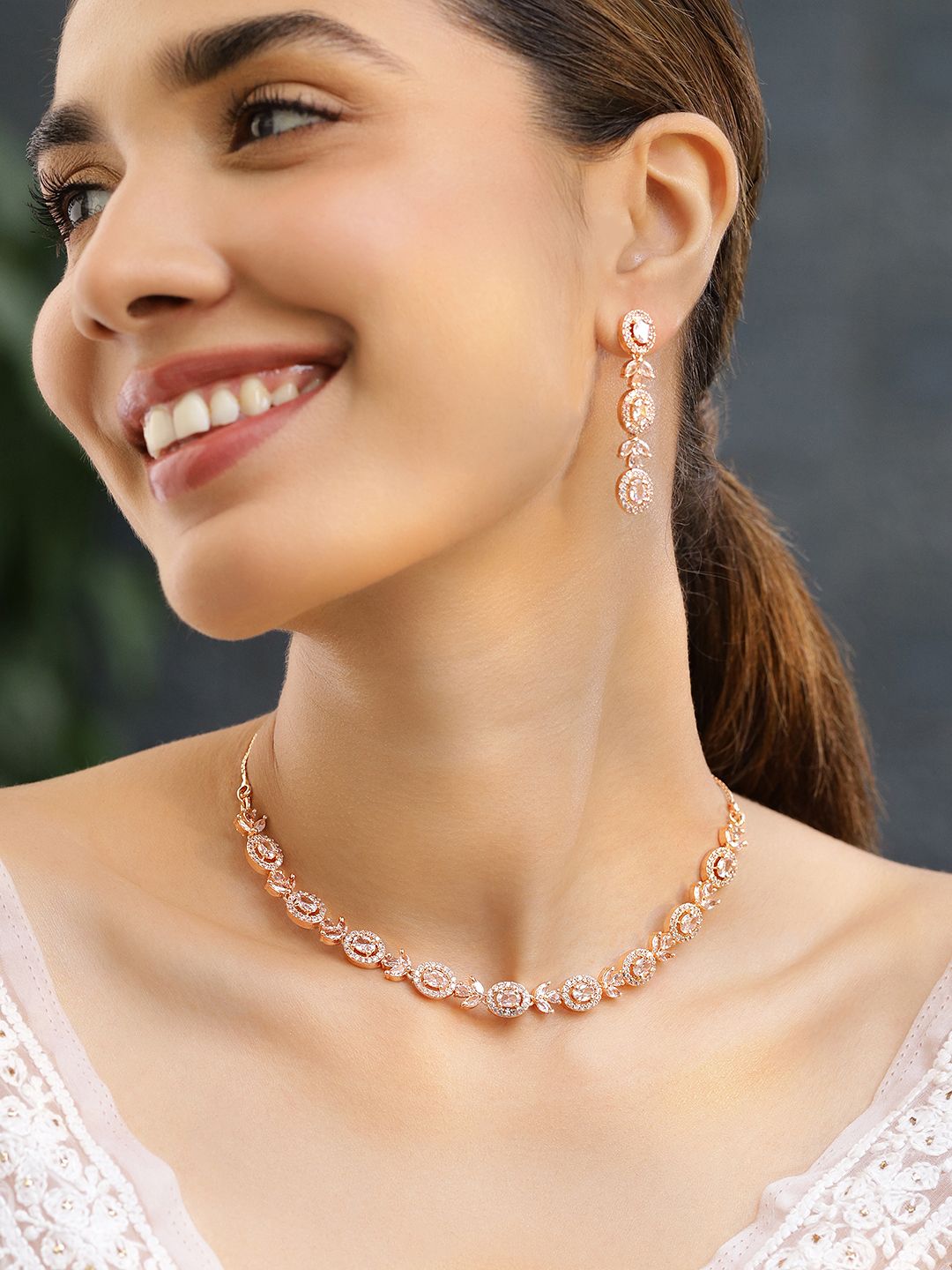 Rubans 18k Rose Gold-Plated Putih Zirkonia Kalung Buatan Kalung Buatan Kalung