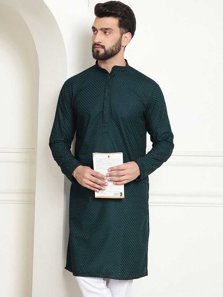 SOJANYA Geometric Embroidered Pure Cotton Straight Kurta