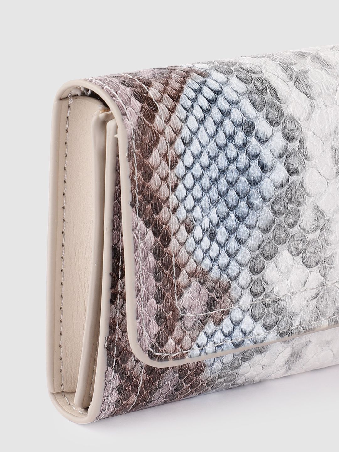Lino Perros Women Snake Skin Textured Three Fold Wallet