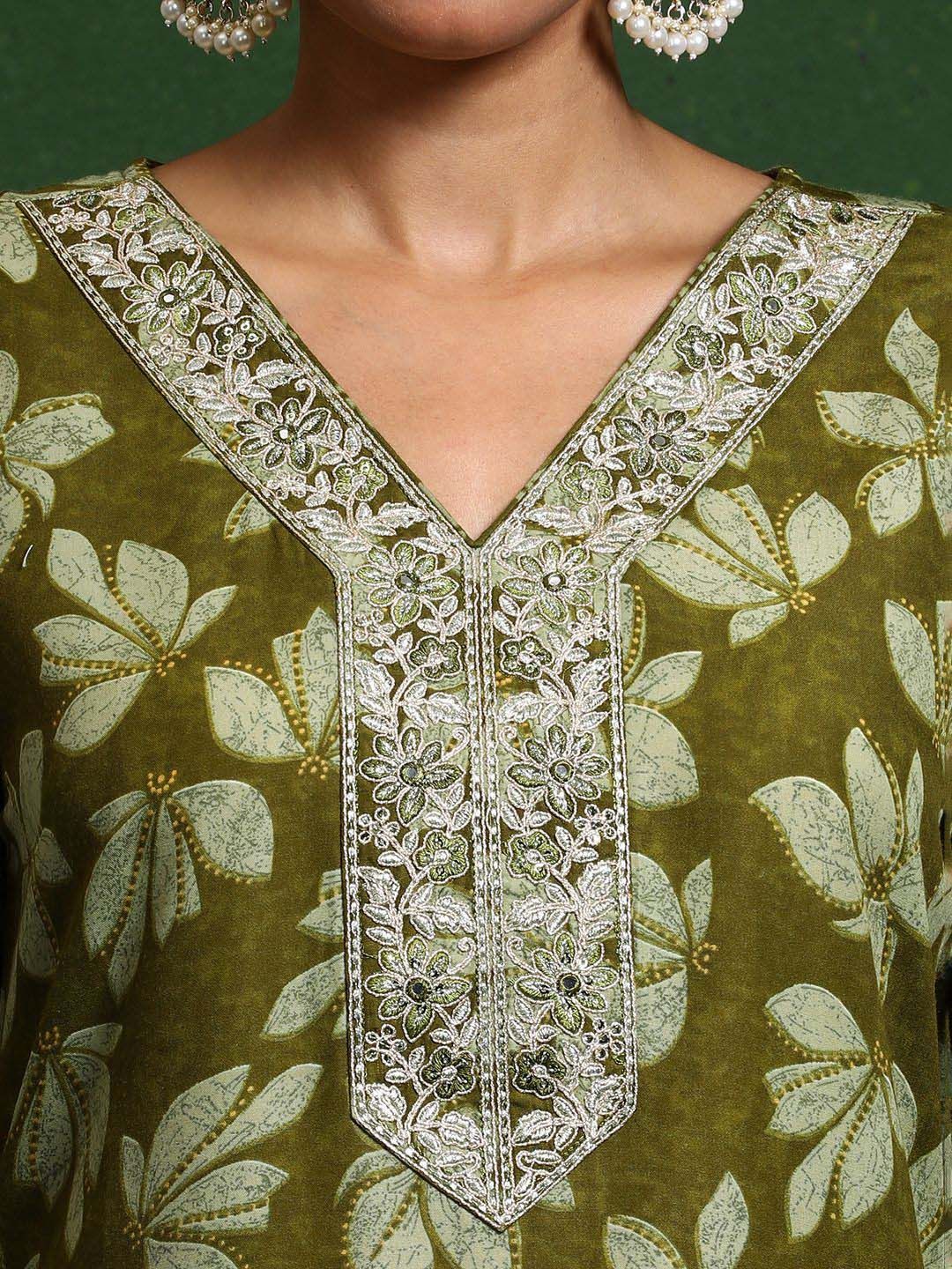 Varanga Floral Printed V-Neck Straight Kurta With Trousers And Dupatta