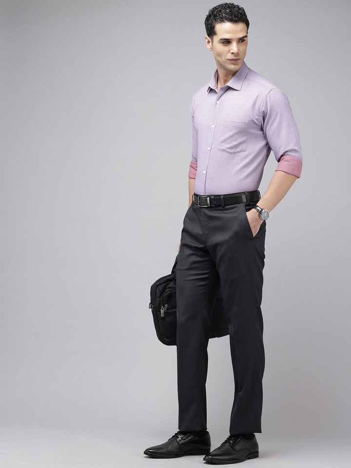 Park Avenue Men Textured Formal Trousers