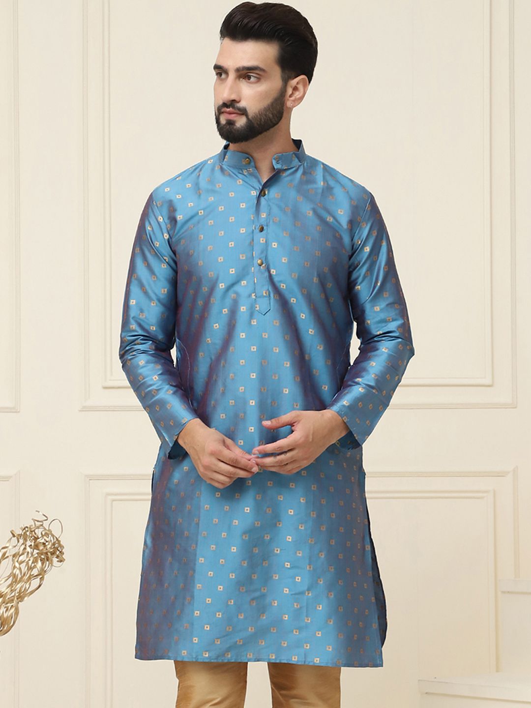 SOJANYA Men Woven Design Jacquard Straight Kurta