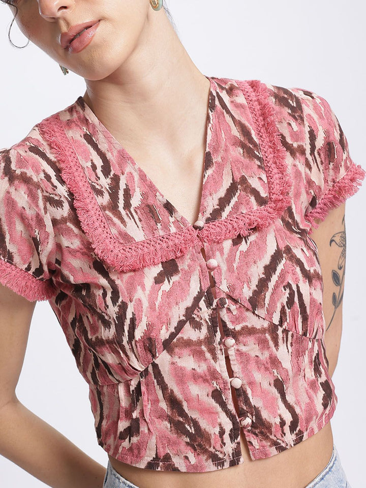 DressBerry Boho Chic Fringed Hem Shirt-Style Top