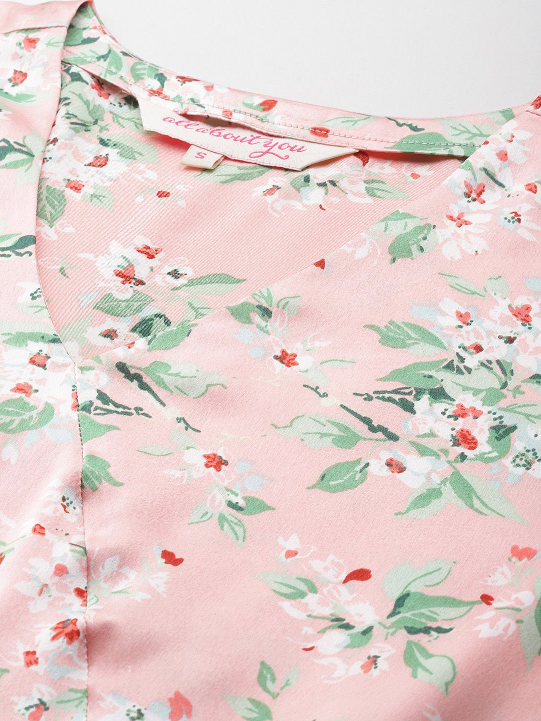 all about you Floral Print Cinched Waist Satin Finish Top