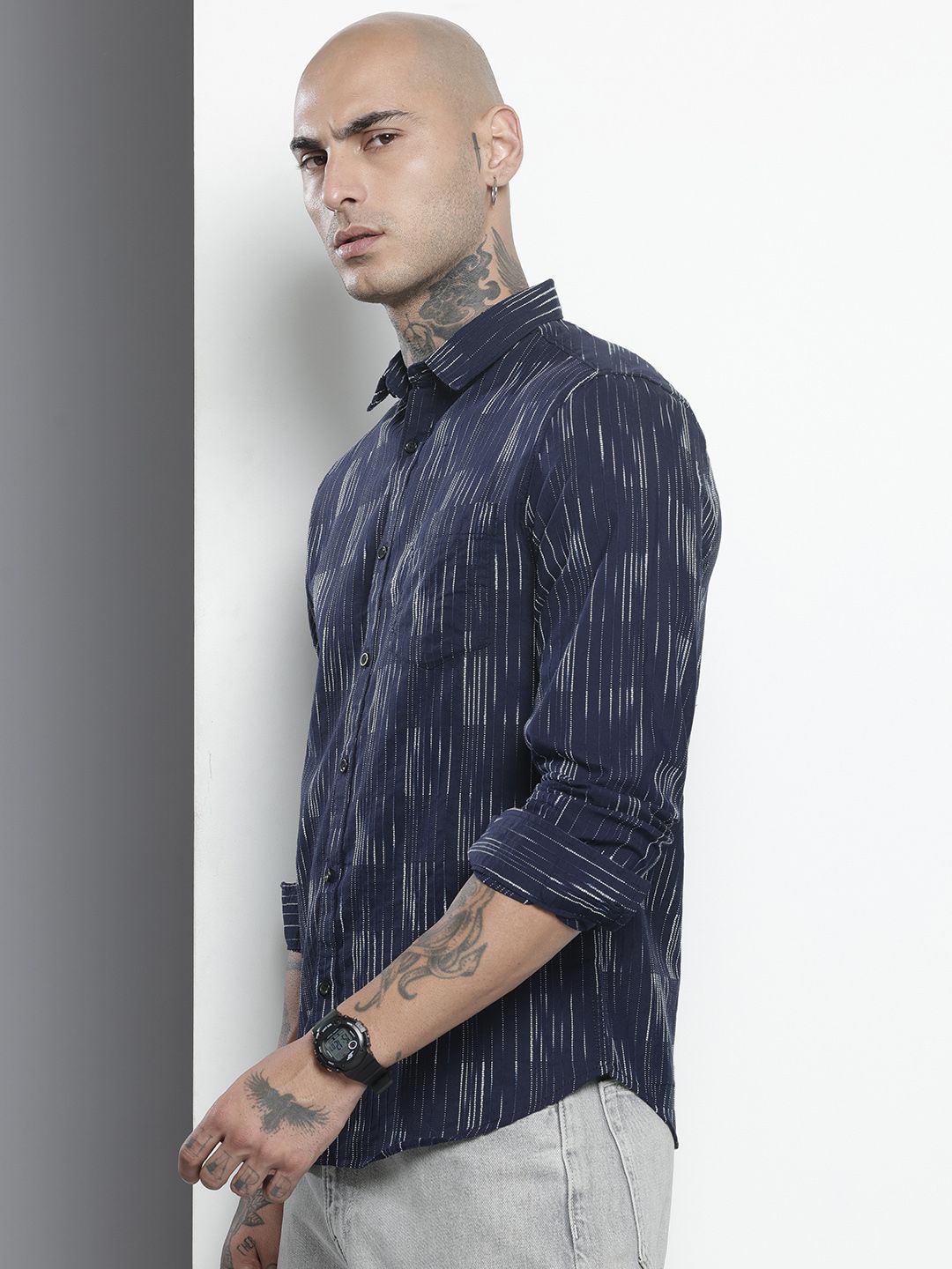 The Indian Garage Co Textured Striped Slim Fit Casual Shirt
