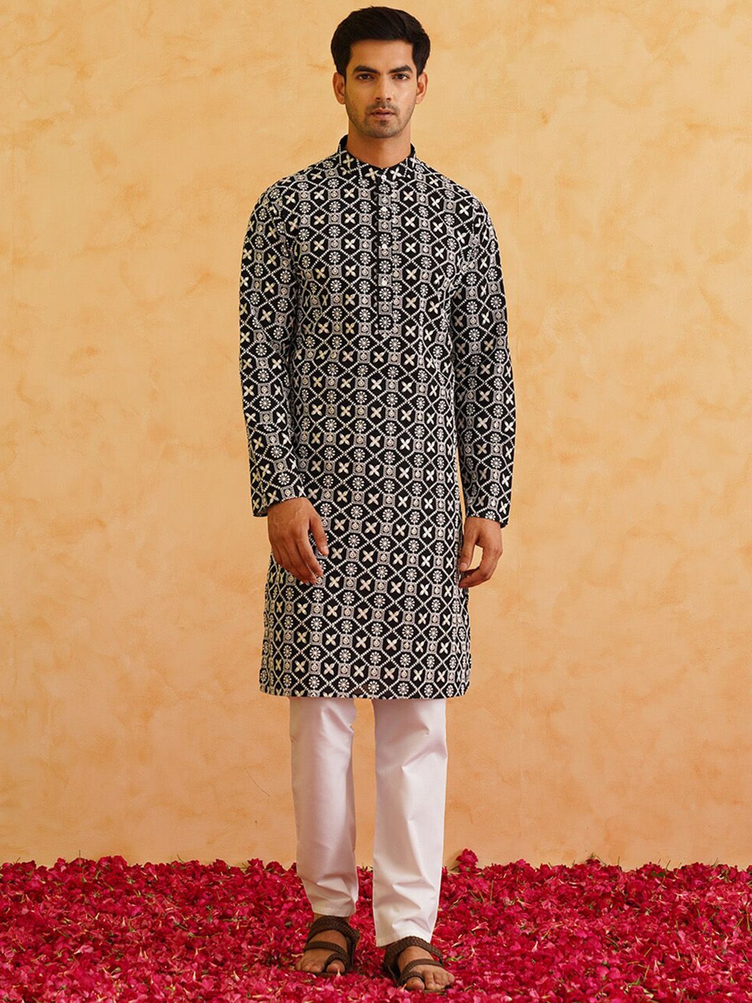 SOJANYA Ethnic Motifs Embroidered Regular Thread Work Pure Cotton Kurta with Churidar