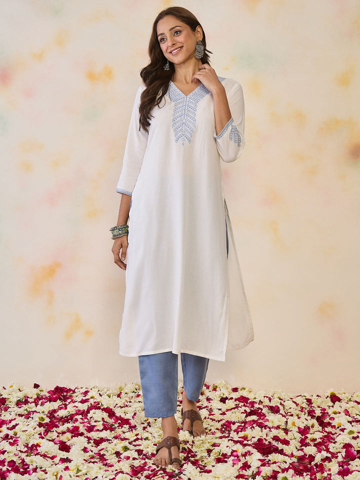 Indo Era Women Ethnic Motifs Embroidered Thread Work Floral Kurta