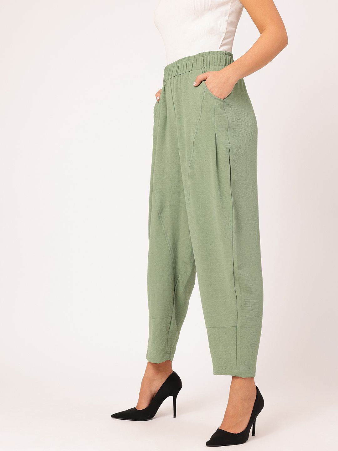 DressBerry Women Sleek & Snug Casual Trousers