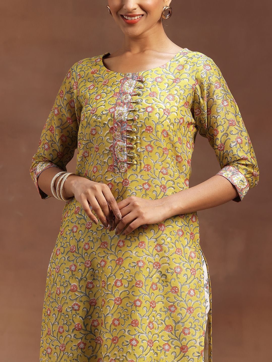 Libas Floral Printed Regular Pure Cotton Straight Kurta with Trousers & Dupatta