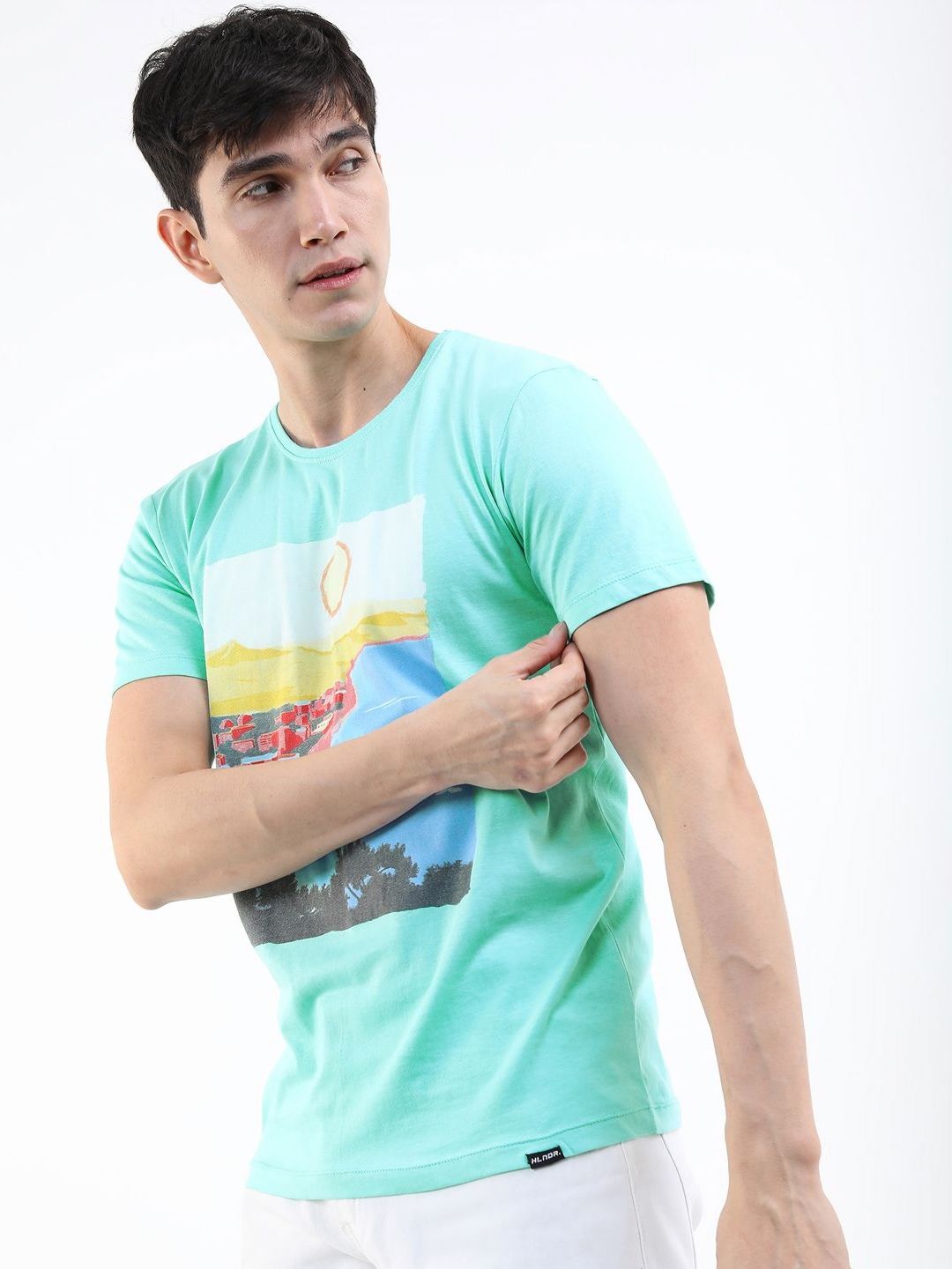 HIGHLANDER Men Printed Slim Fit T-shirt