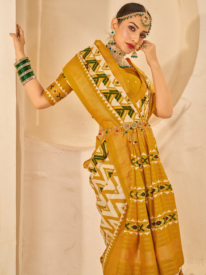Saree mall Geometric Printed Zari Silk Blend Banarasi Saree