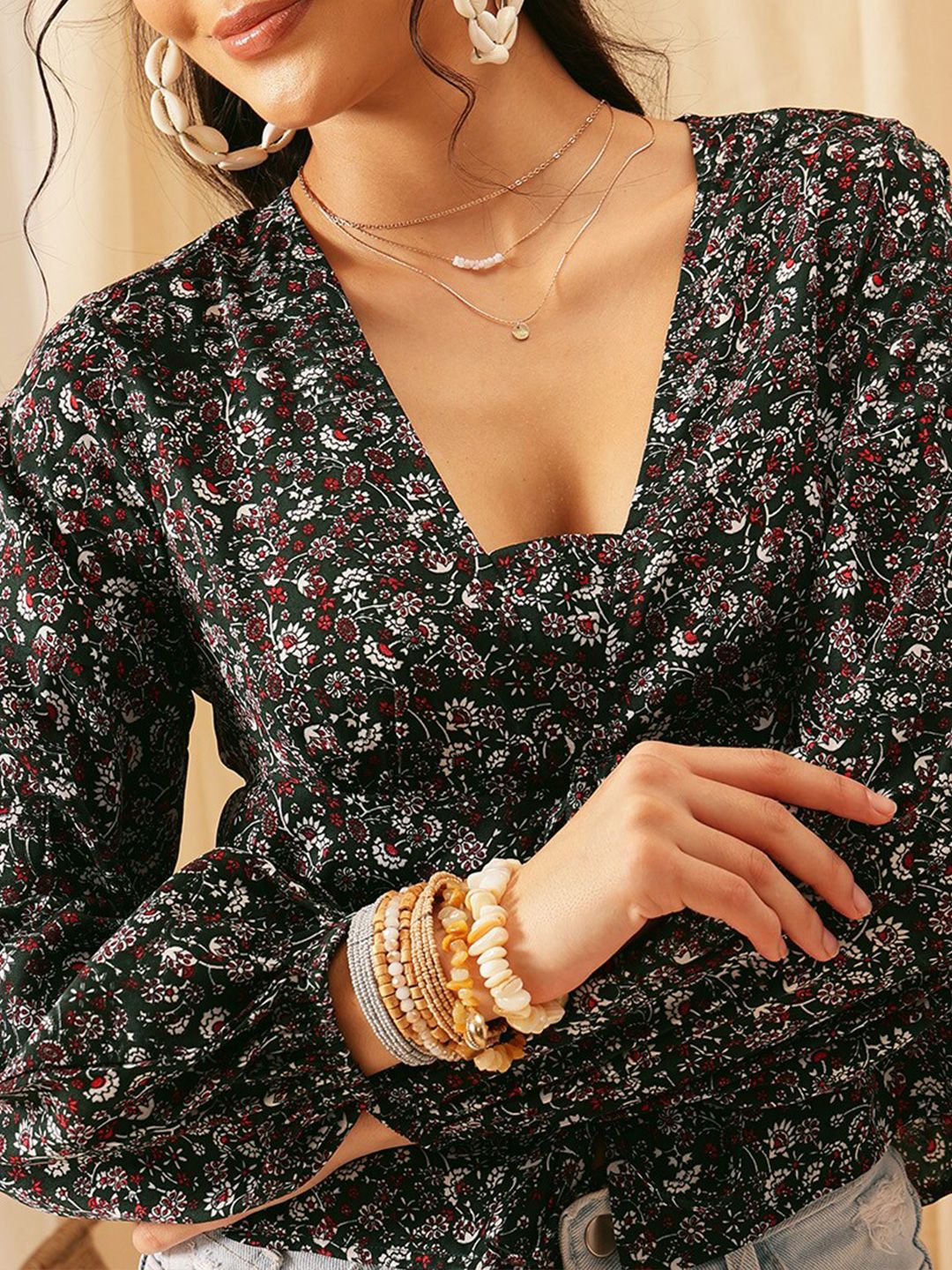 Quiero Green Floral Printed V Neck Crepe Top