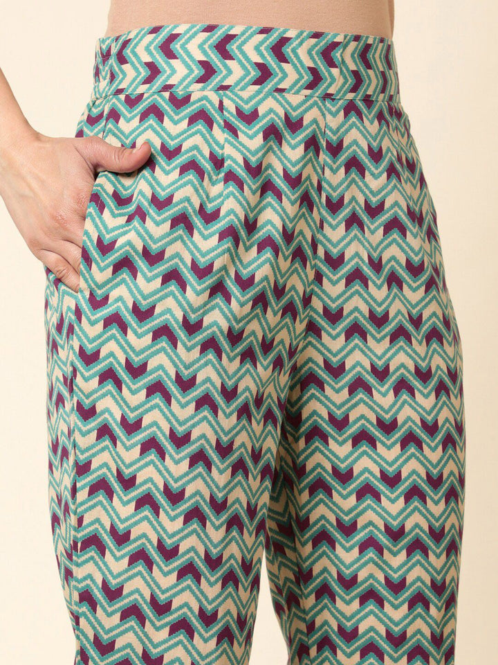 Bani Women Floral Printed A-Line Pure Cotton Kurta with Trousers & Dupatta
