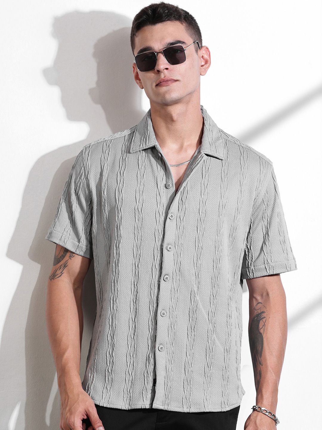Thomas Scott Men Smart Fit Cutaway Collar Textured Casual Shirt