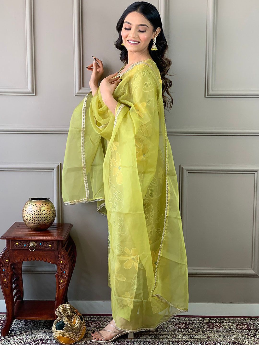 KALINI Floral Embroidered V-Neck Thread Work Straight  Kurta with Trousers & Dupatta
