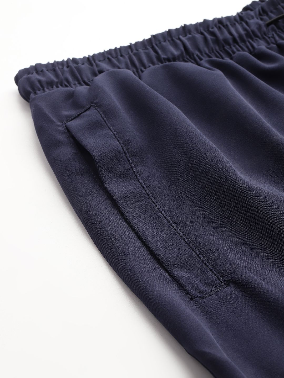HRX by Hrithik Roshan Men Lifestyle Cargo Style Track Pants