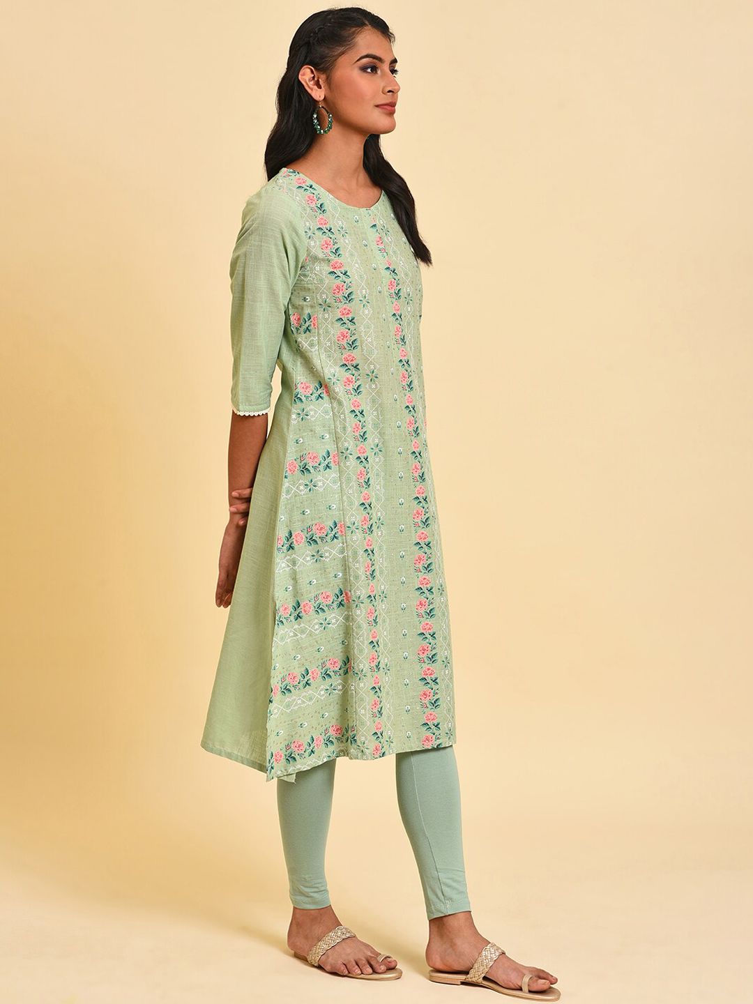 W Floral Printed Pure Cotton Straight Kurta