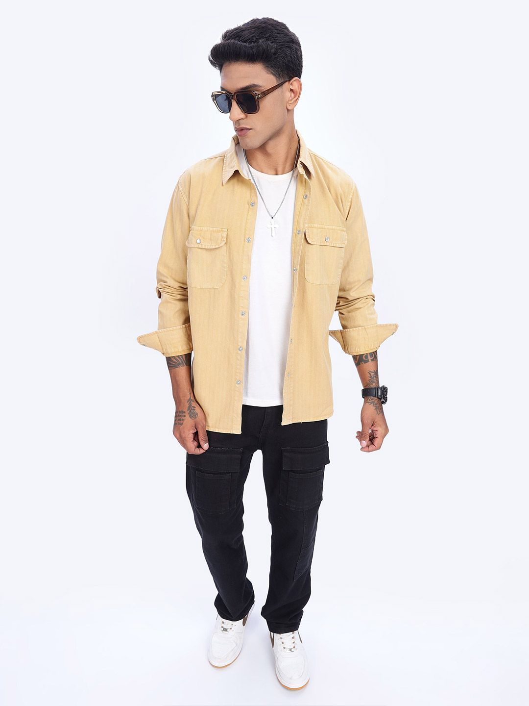 Eszett Long Sleeves Spread Collar Opaque Pure Cotton Regular Fit Casual Shirt