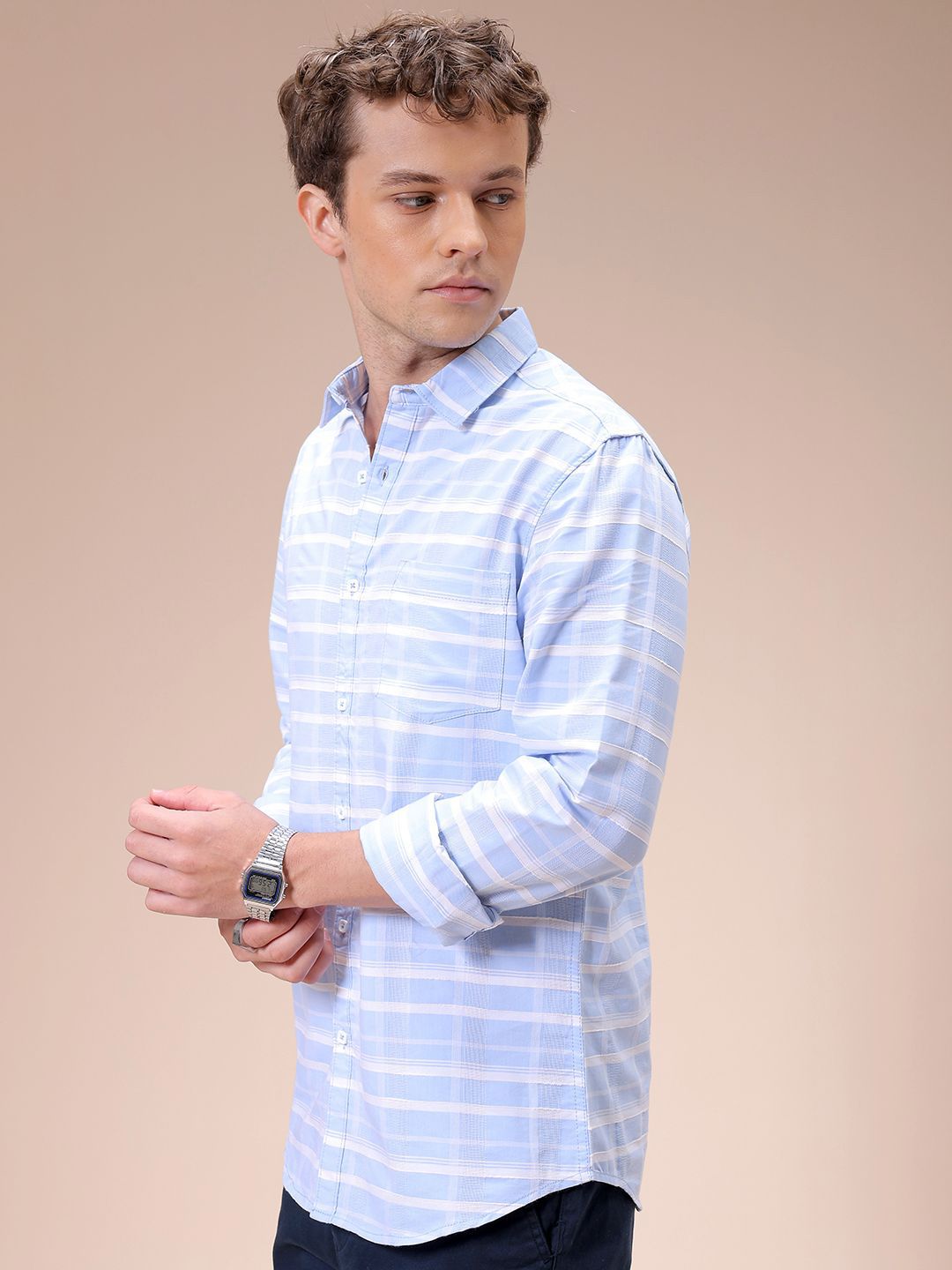 The Indian Garage Co Men Slim Fit Opaque Checked Casual Shirt