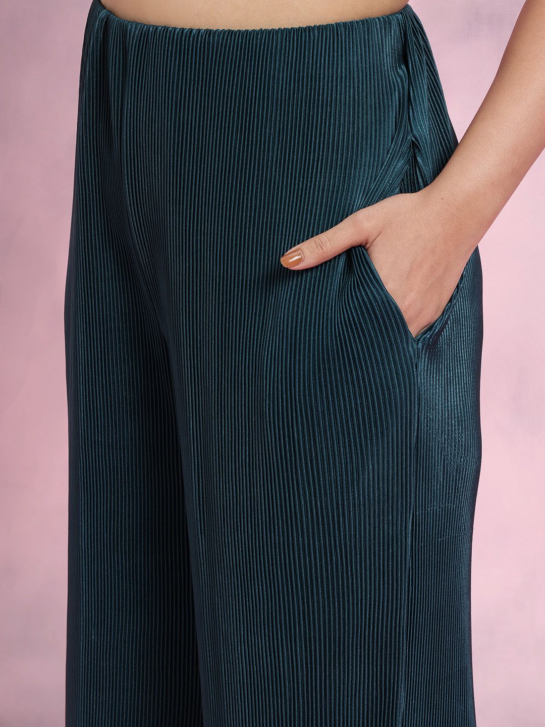 DressBerry Plus Size Solid Accordion Pleats Co-Ords