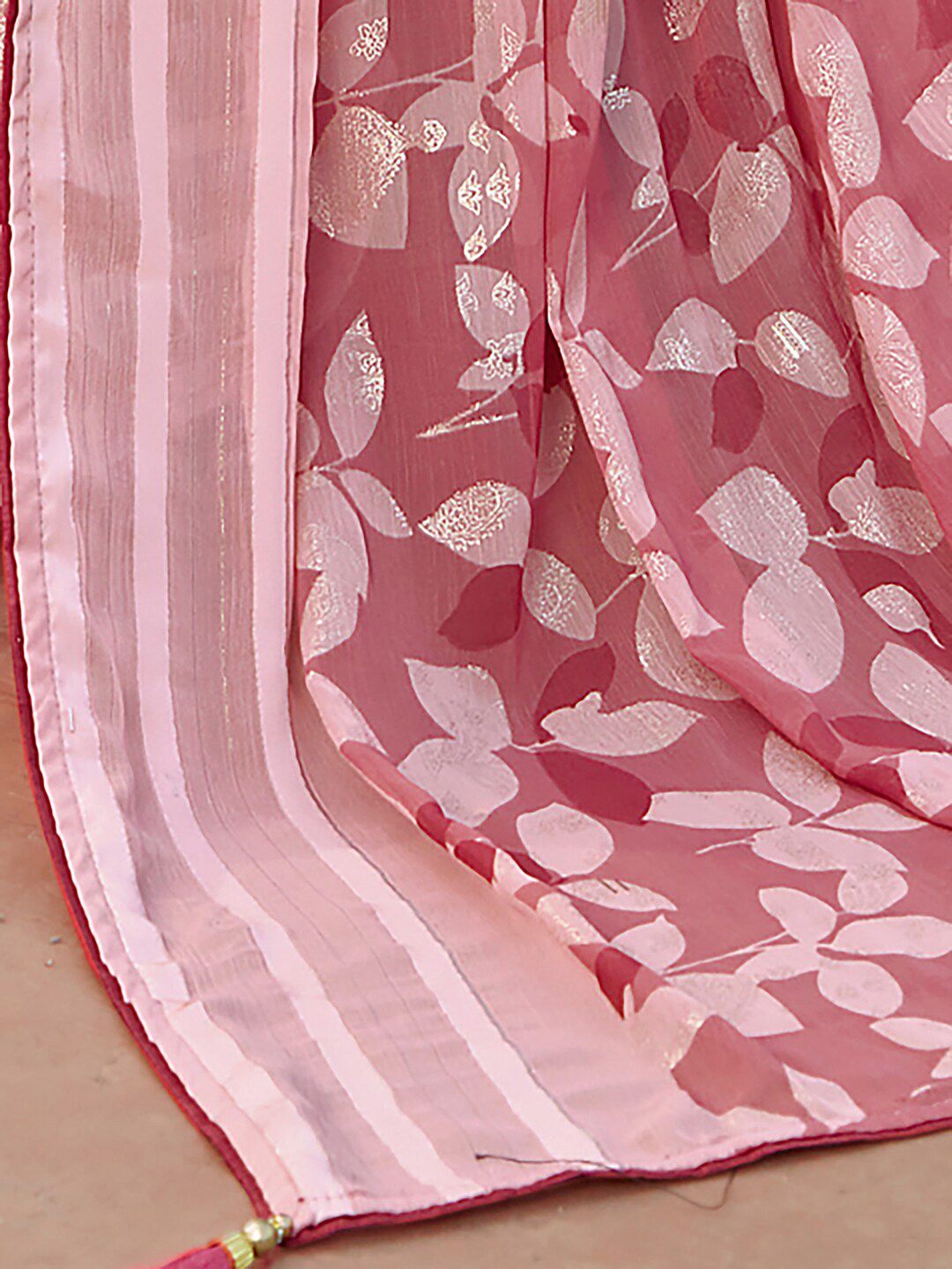 Saree mall Floral Printed Poly Chiffon Block Print Saree