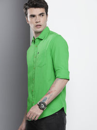 The Indian Garage Co Men Slim Fit Solid Linen Resortwear Shirt