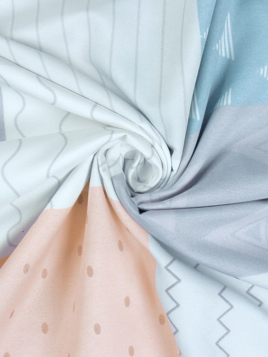 Story@home Peach & White Geometric 180 TC Queen Bedsheet with 2 Pillow Covers