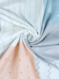 Story@home Peach & White Geometric 180 TC Queen Bedsheet with 2 Pillow Covers