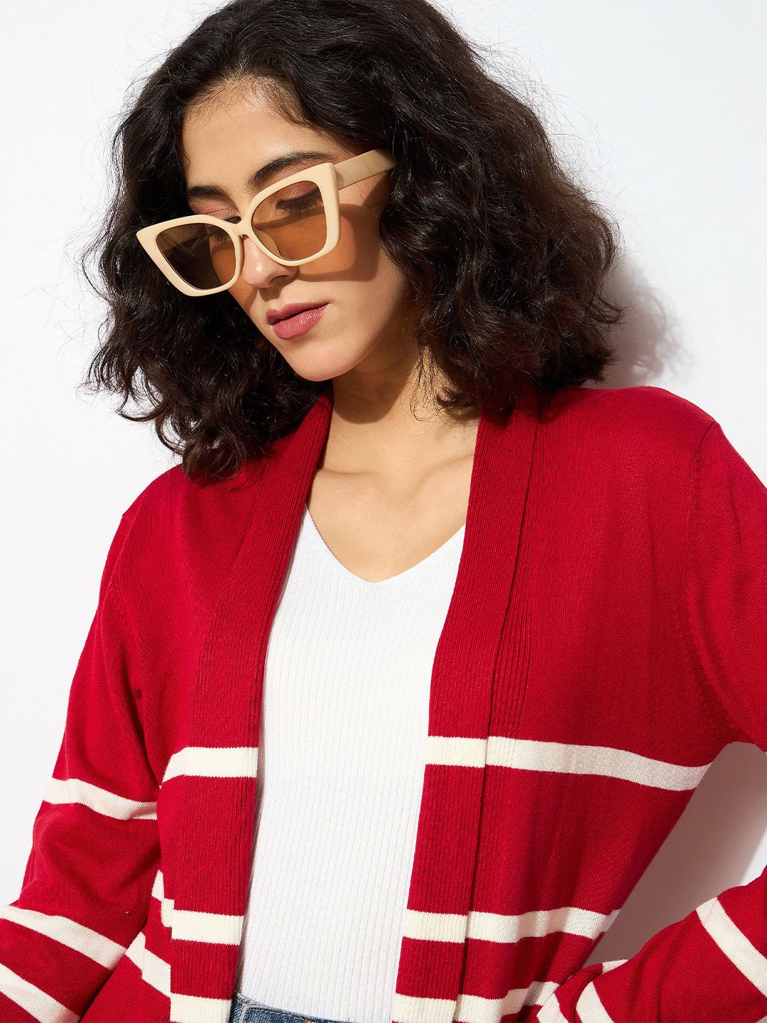 SASSAFRAS Women Red & White Acrylic Ribbed Open Front Striped Longline Shrug