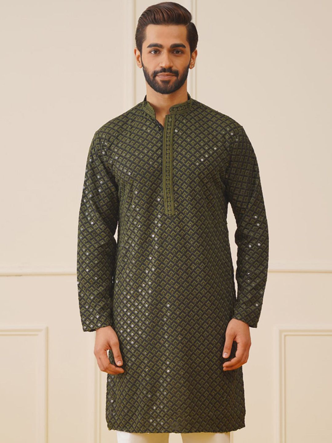 Jompers Geometric Embroidered Pure Cotton Strigth Kurtas