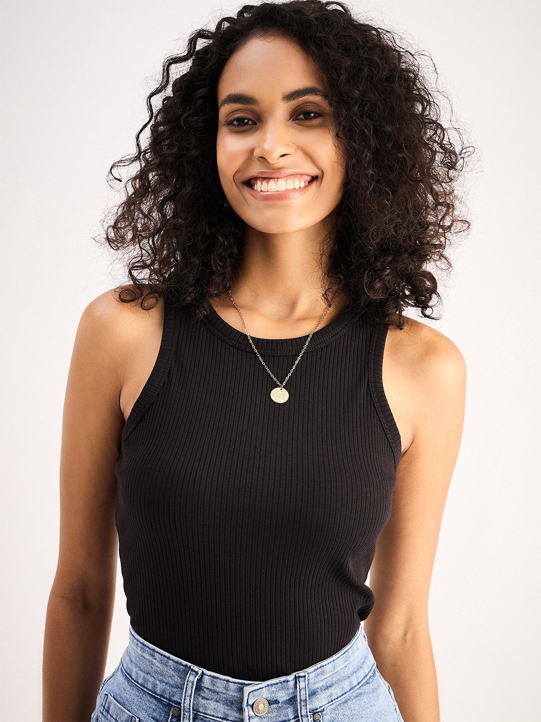 SASSAFRAS BASICS Round Neck Ribbed Cotton Top