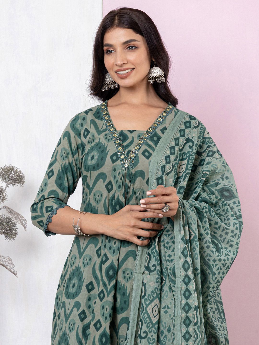 Varanga Women Printed Regular Thread Work Pure Cotton Kurta with Trousers & With Dupatta