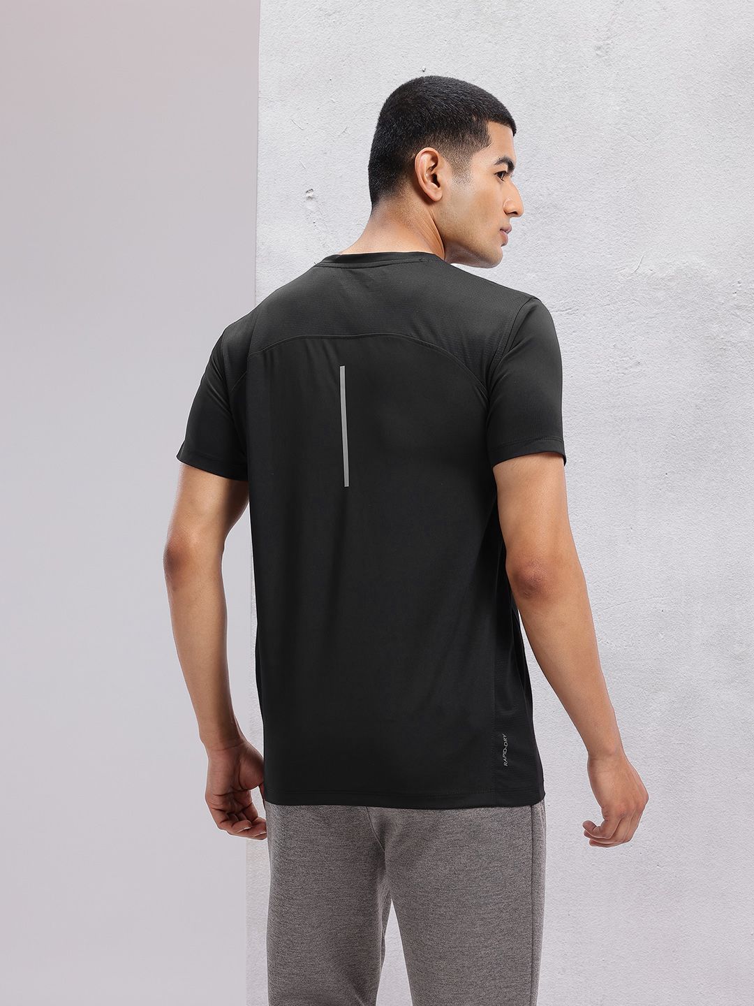 HRX by Hrithik Roshan Brand Logo Printed Raglan Sleeves Rapid-Dry Training T-shirt