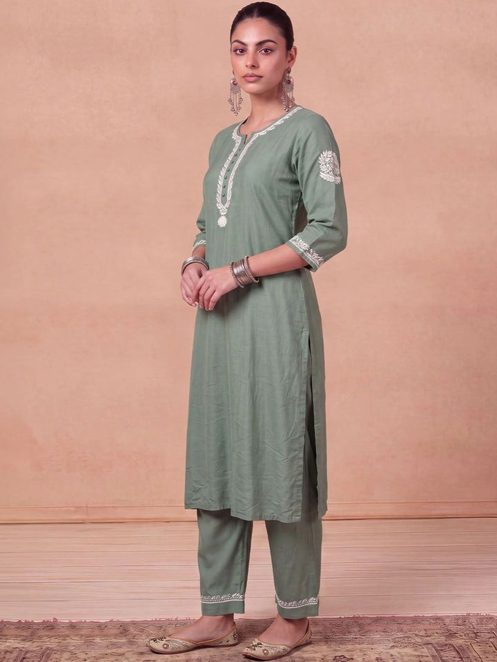 House of Chikankari Women Ethnic Motifs Embroidered Regular Thread Work Chanderi Silk Kurta with Trousers