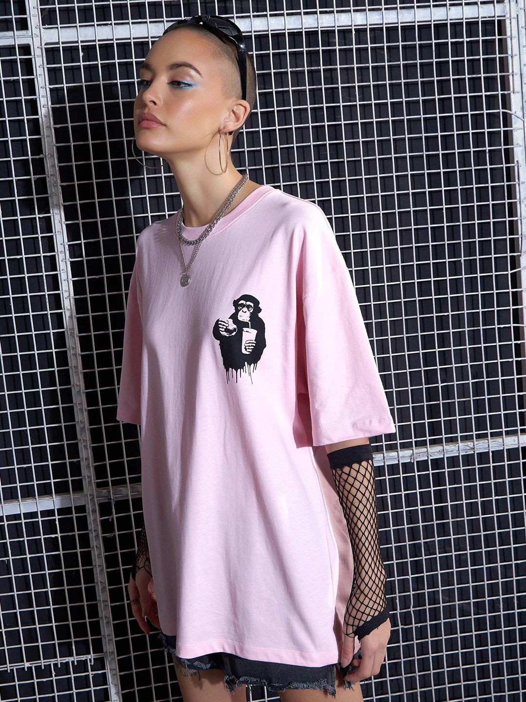 SASSAFRAS Graphic Printed Drop-Shoulder Oversized Pure Cotton T-shirt