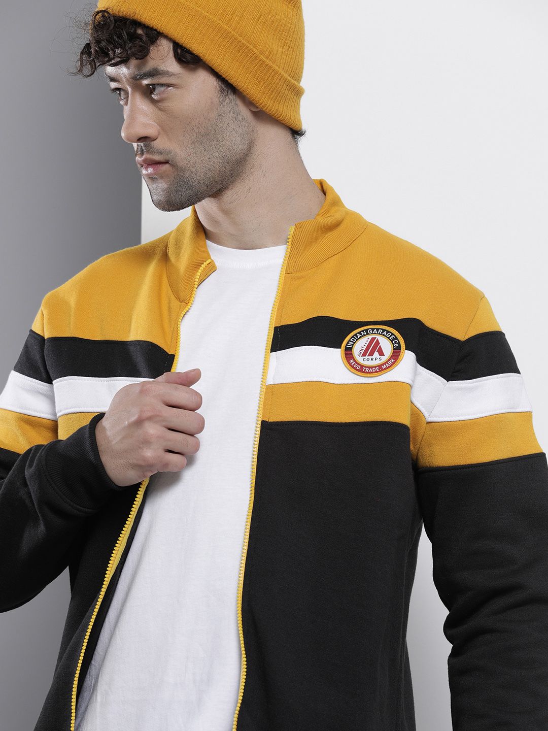 The Indian Garage Co Men Black Colourblocked Sweatshirt