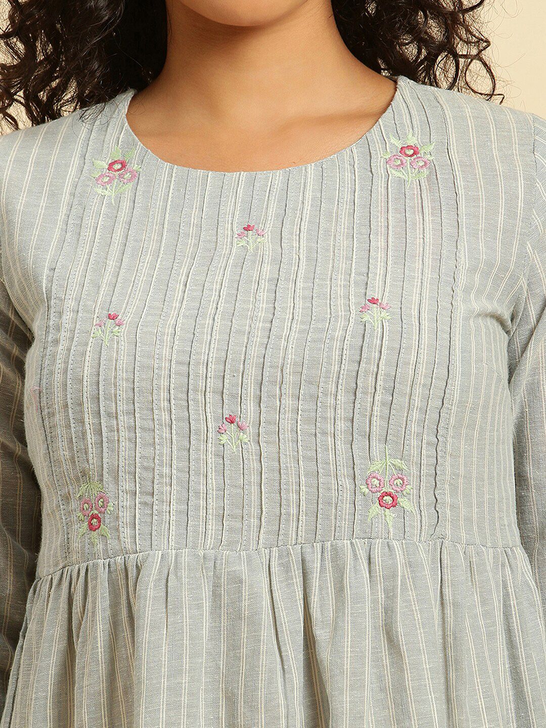 W Vertical Stripes A-Line Top