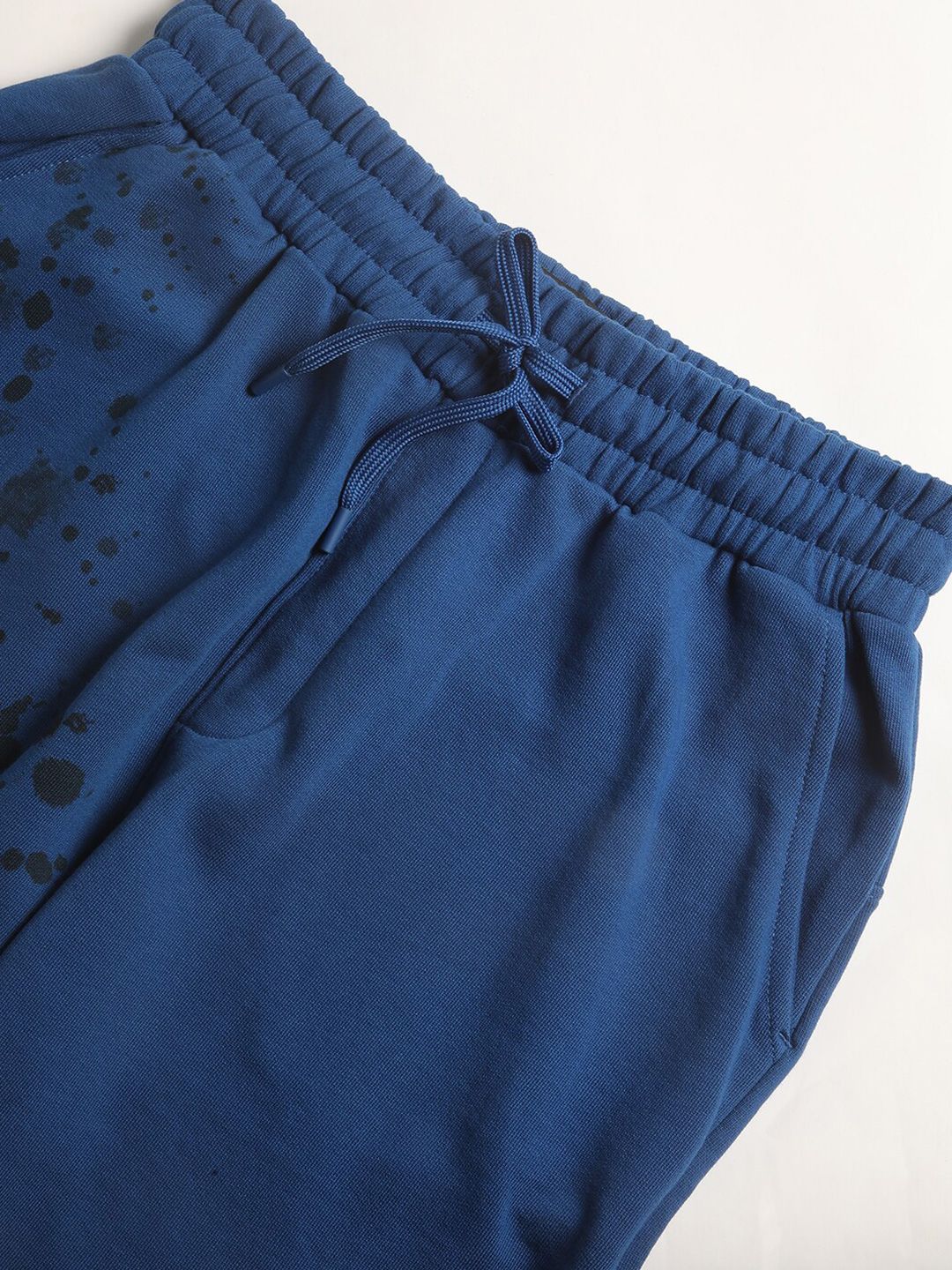 THE BEAR HOUSE Men Abstract Printed Pure Cotton Shorts