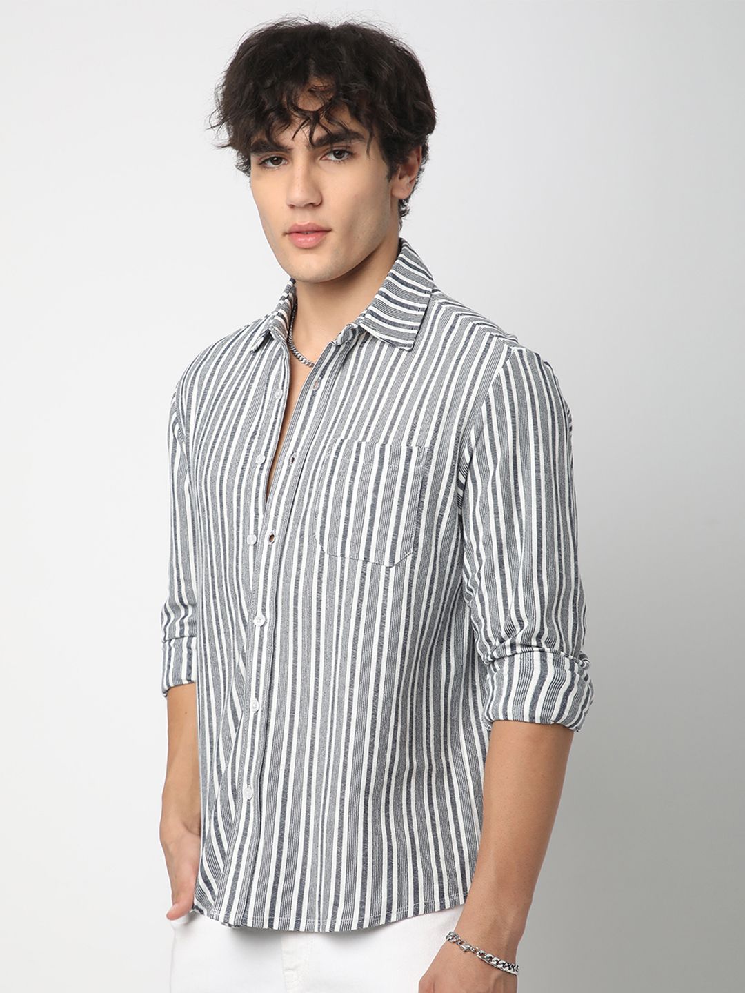 VASTRADO Men Classic Relaxed Fit Spread Collar Vertical Striped Cotton Casual Shirt