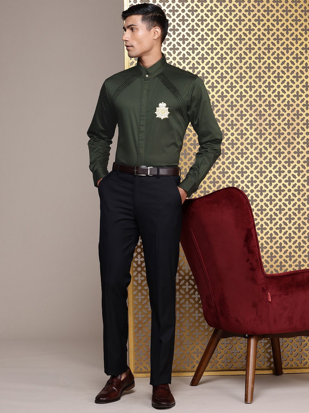 House of Pataudi Embroidered Pure Cotton Opaque Party Shirt