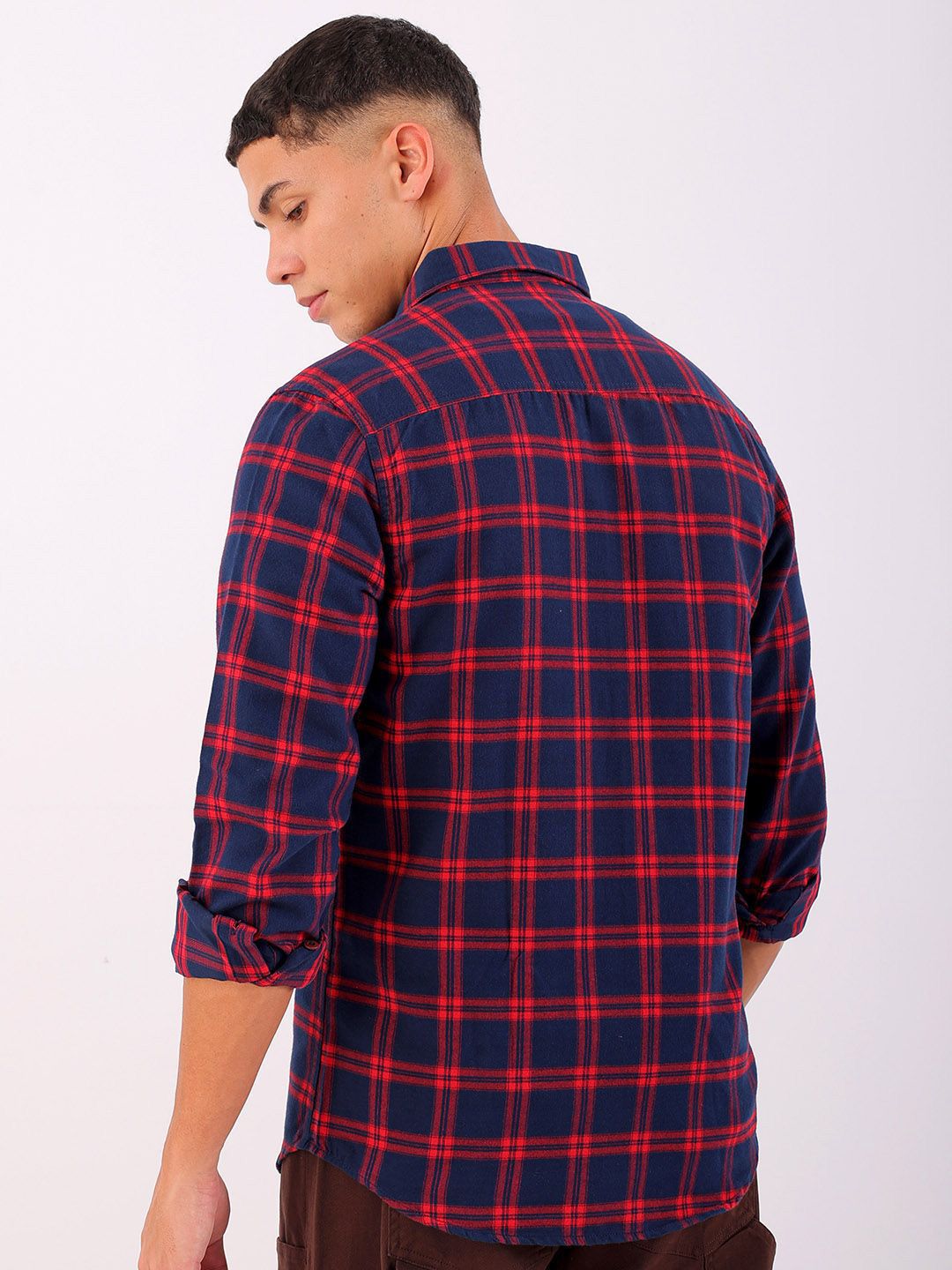 The Indian Garage Co Men Spread Collar Checked Slim Fit Casual Shirt