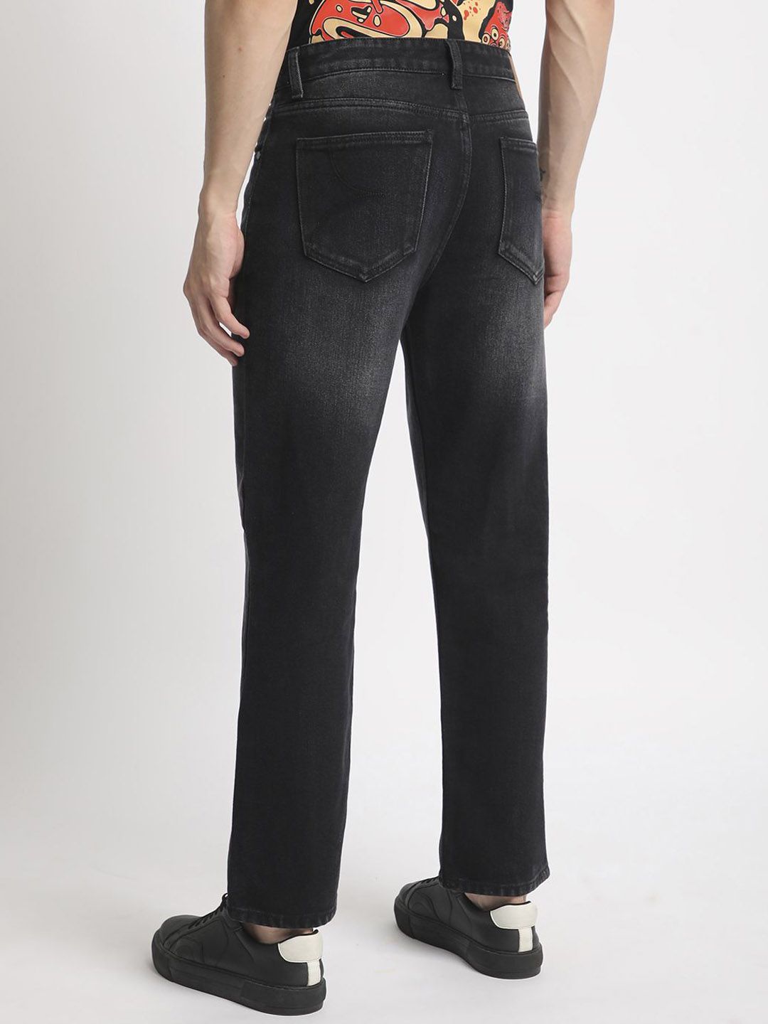 Bene Kleed Men Relaxed Fit Heavy Fade Jeans