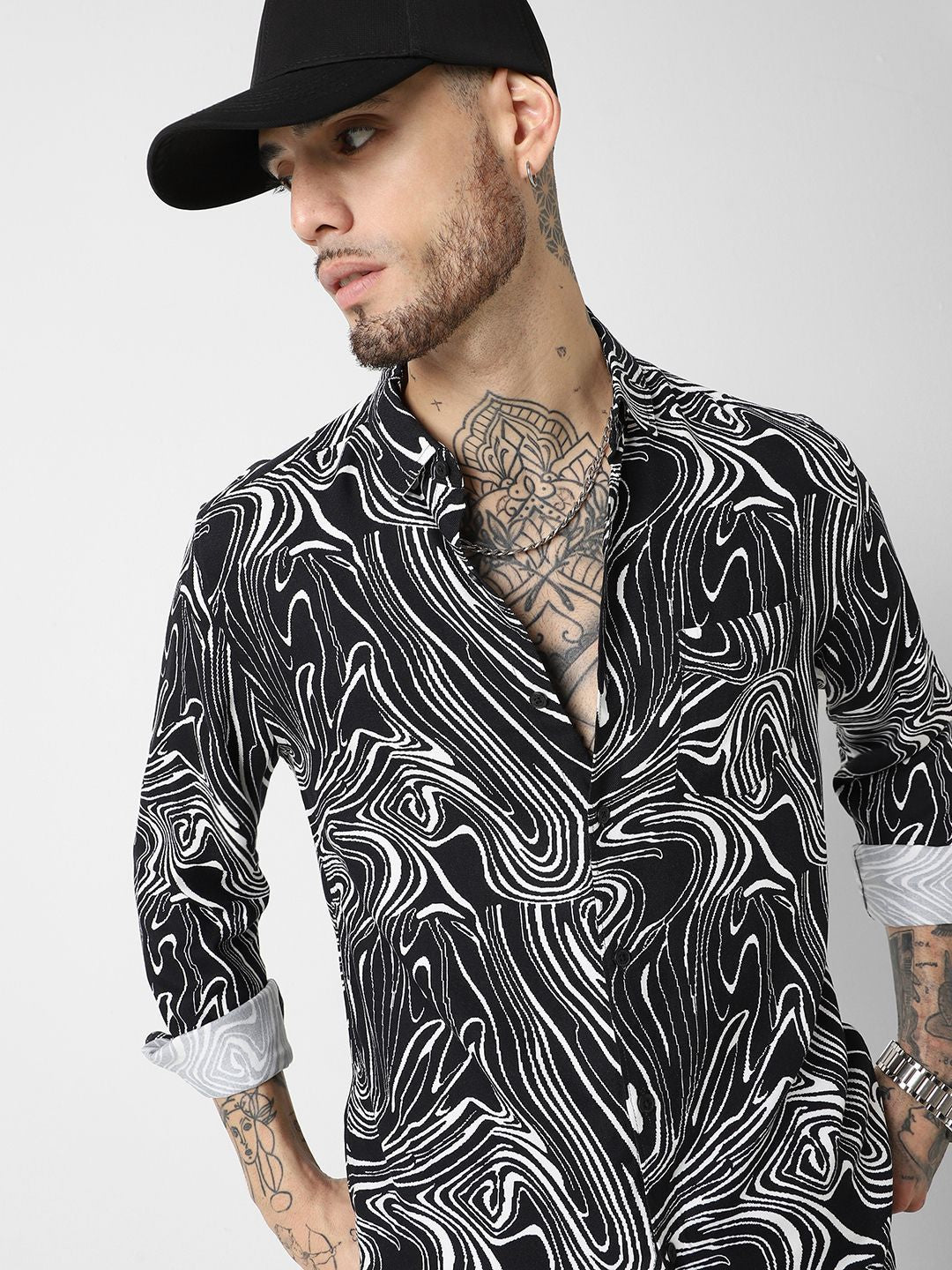 VASTRADO Men Classic Slim Fit Opaque Printed Casual Shirt