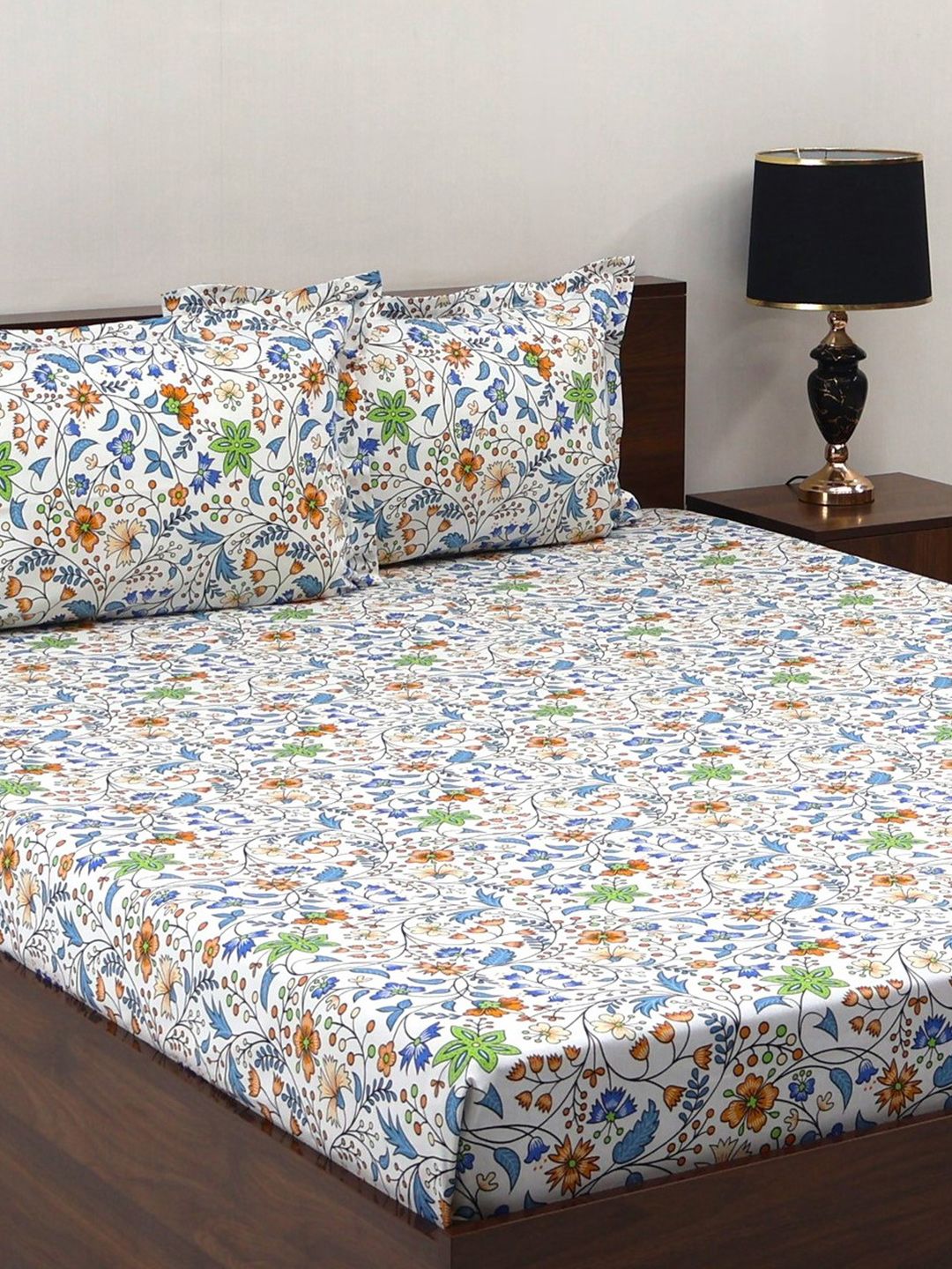 BOMBAY DYEING Cardinal Brown Floral Printed Cotton 120 TC Queen Bedsheet Set 2.54 x 2.24 m