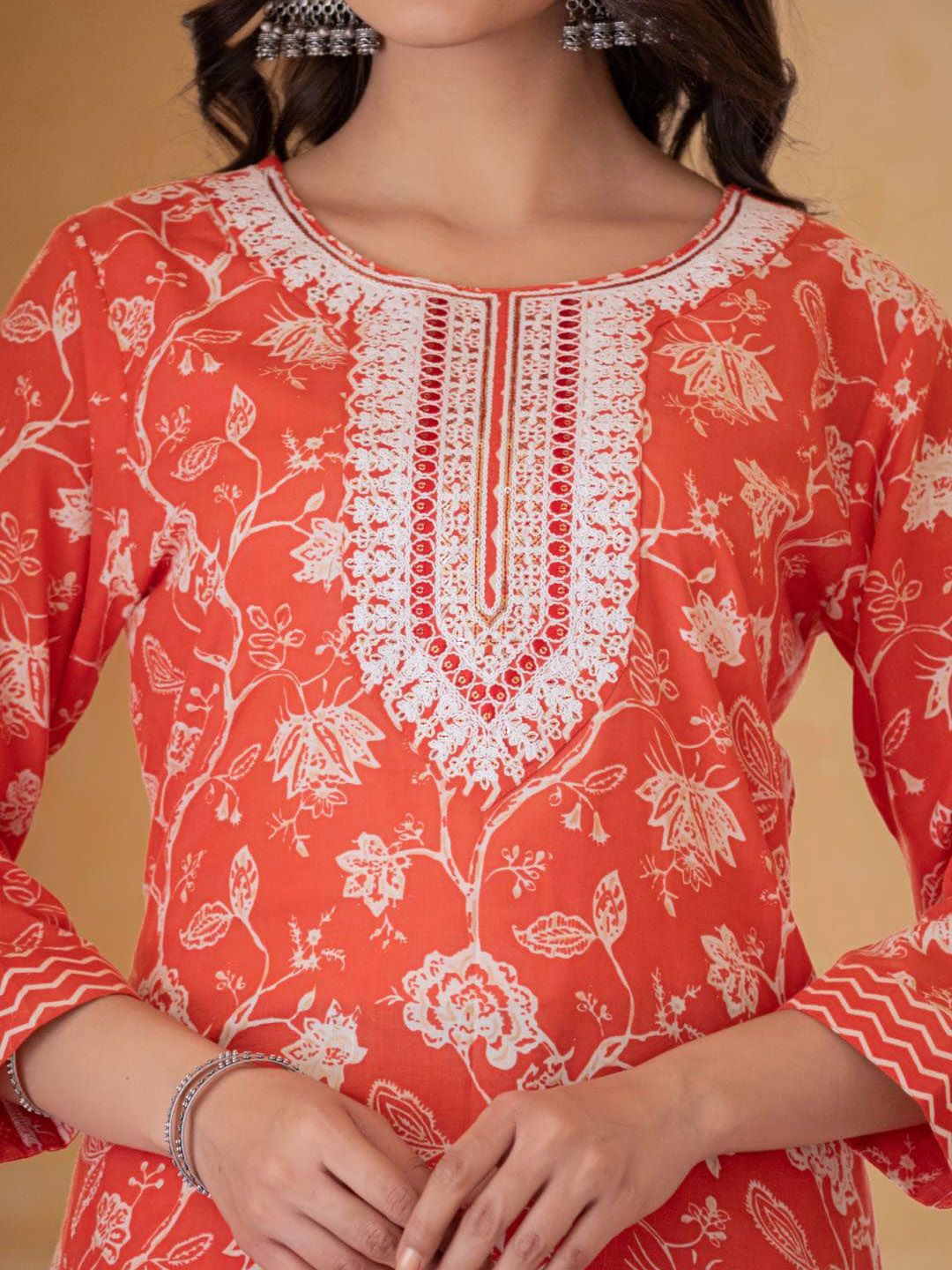 Varanga Floral Printed Regular Thread Work Kurta with Trousers & With Dupatta