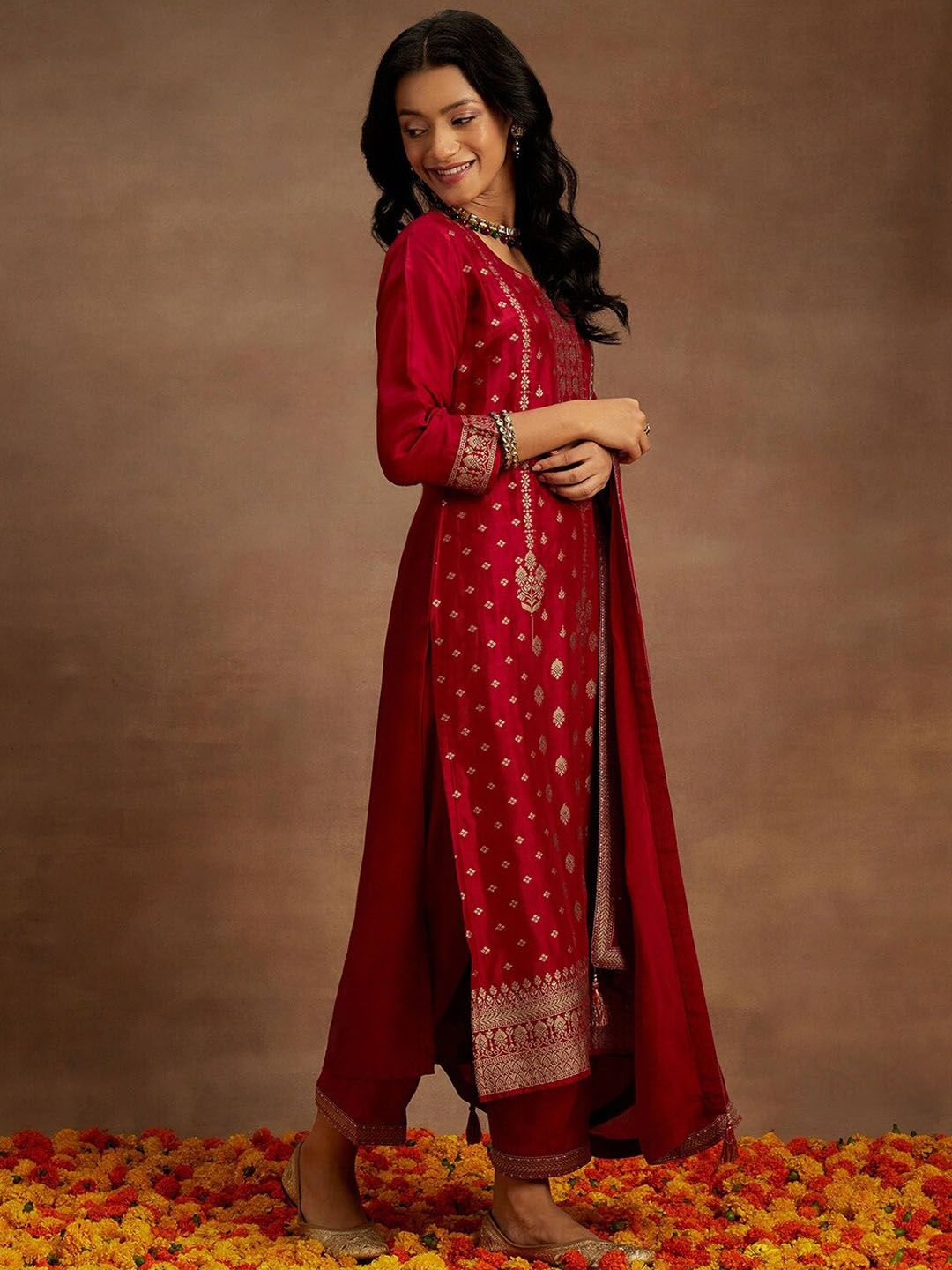 Libas Ethnic Motifs Woven Design Regular Kurta with Trousers & Dupatta