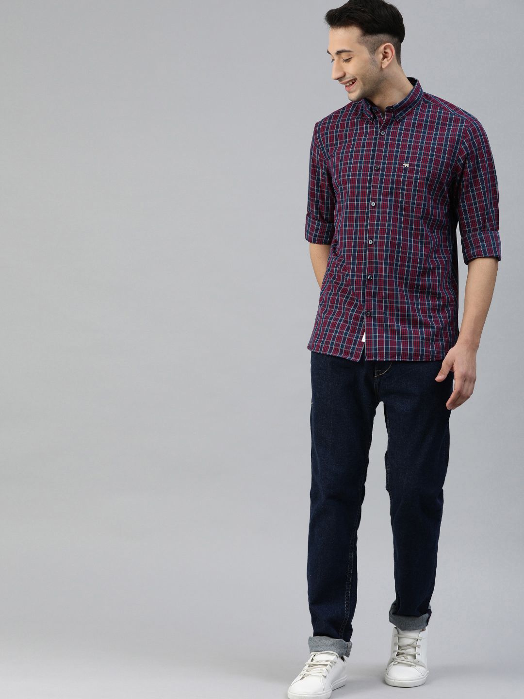 THE BEAR HOUSE Men Red & Navy Blue Slim Fit Checked Casual Shirt