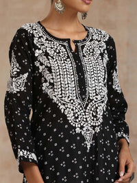 House of Chikankari Women Black Mulmul Chikankari Embroidered Kurta