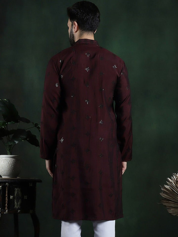SOJANYA Ethnic Motifs Embroidered Mandarin Collar Sequinned Straight Kurta